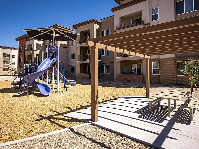 Estrella Springs at Canyon Trails — Photo 10