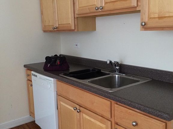2nd image of 3523 N Broadway #1