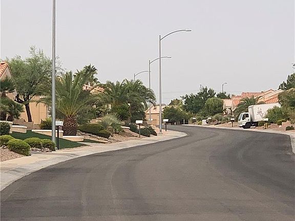 3rd image of 10708 Heritage Hills Dr