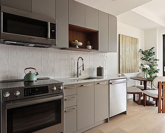 4th image of 30 Bushwick Ave #4A