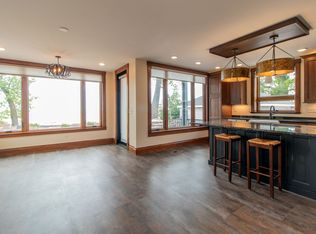 802 S Lake Ave #1, Duluth, MN 55802