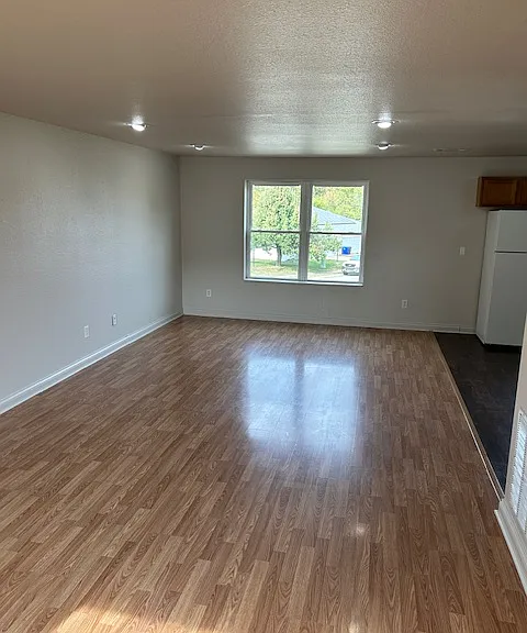 6884 Lexington Dr — Photo 44