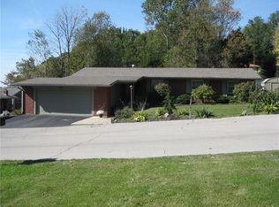 490 Park Pl, Martinsville, IN
