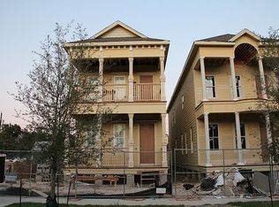 718 Ashland St, Houston, TX 77007
