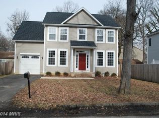 332 Salisbury Rd, Edgewater, MD 21037