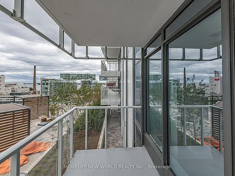28 Freeland St #808 — Photo 42