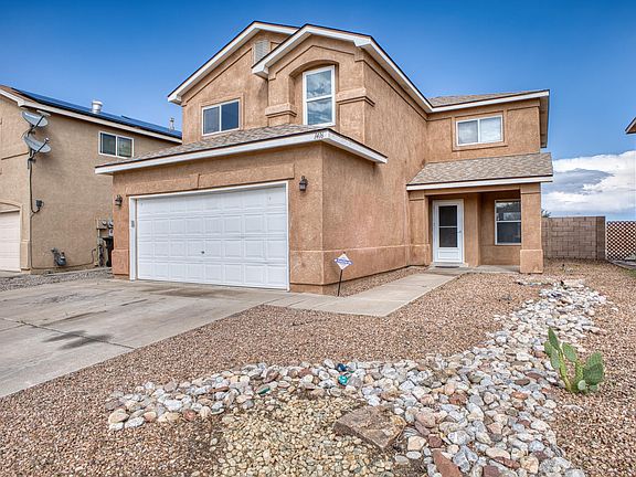 2nd image of 1416 Tanglewood Pl NW