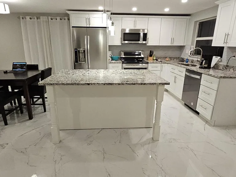 4931A Pompano Dr — Photo 6