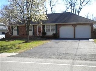 1220 S Plaza Ave, Springfield, MO 65804