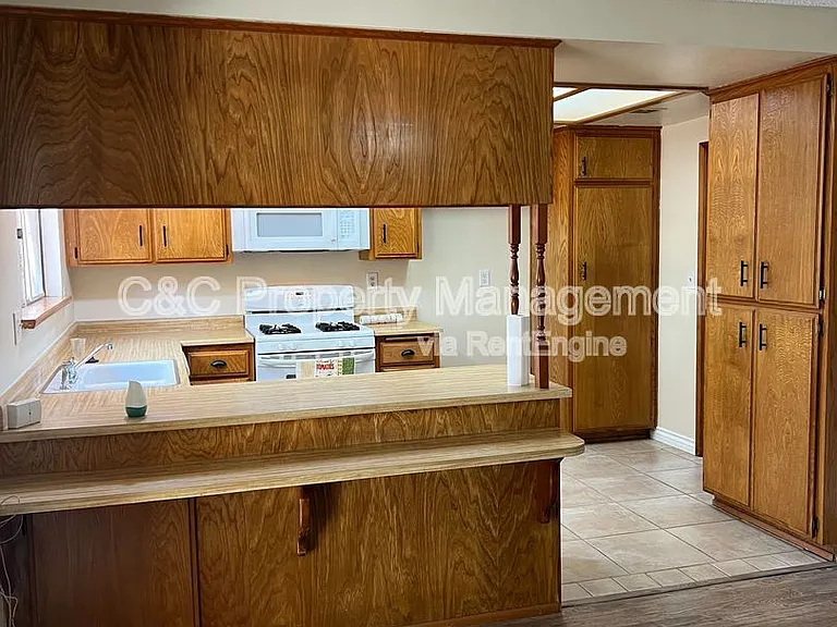1767 Cooper St — Photo 2
