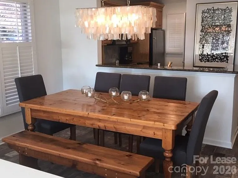 646 Portside Dr — Photo 6