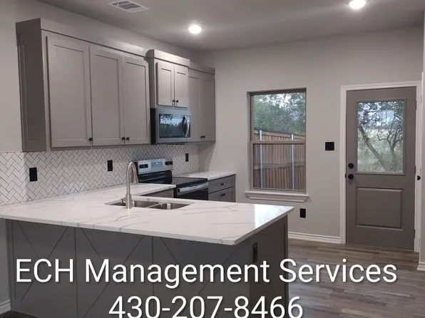 203 E 9th St #B, Mabank, TX 75147