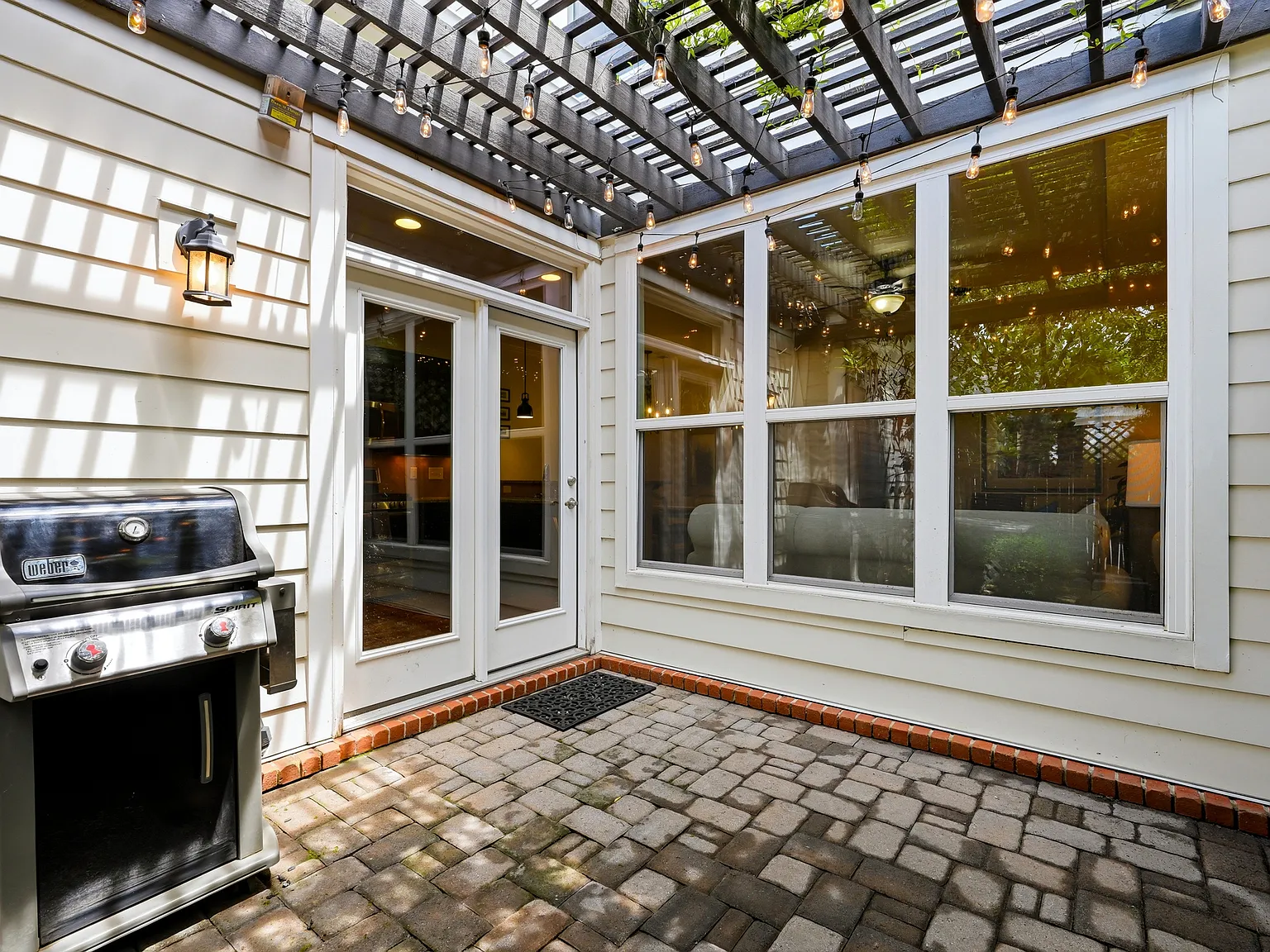 3 bed, 3.5 bath, 1932 sqft, $4,495 — Photo 3
