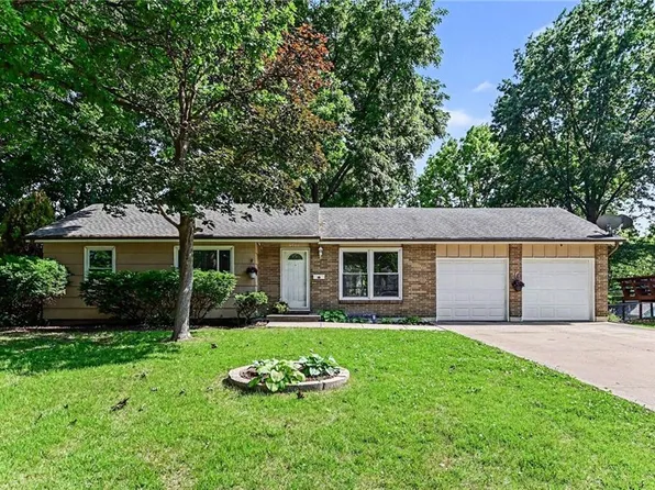 9309 E 82nd Ter, Raytown, MO 64138