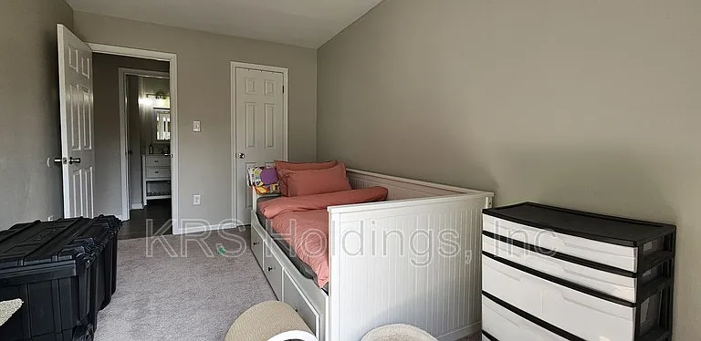 5561 Lynbrook Lndg — Photo 10