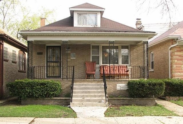 1st image of 5840 W Waveland Ave