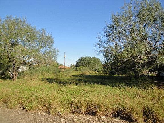 4th image of 5608 Sue Ellen Dr