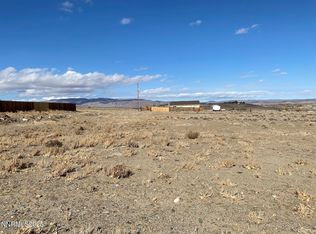 1390 Cooney Dr, Silver Springs, NV
