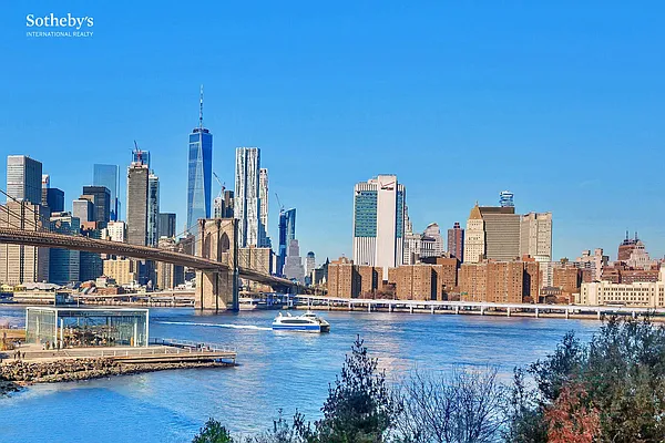 Sold by Sotheby's International Realty | media 8