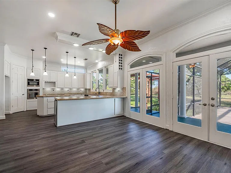 4610 Lea Ln — Photo 14