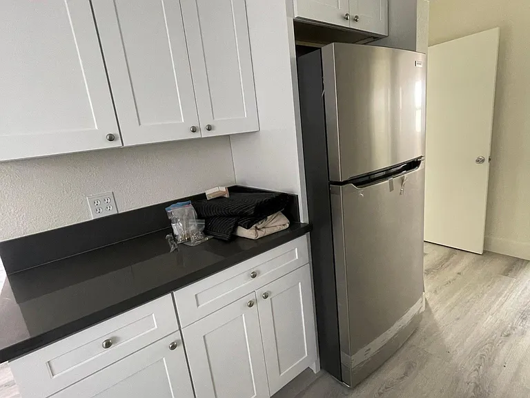 921 Grand Ave #919 — Photo 4