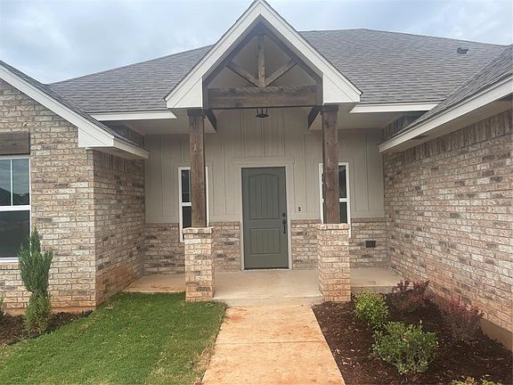2nd image of 2409 Creekview Dr