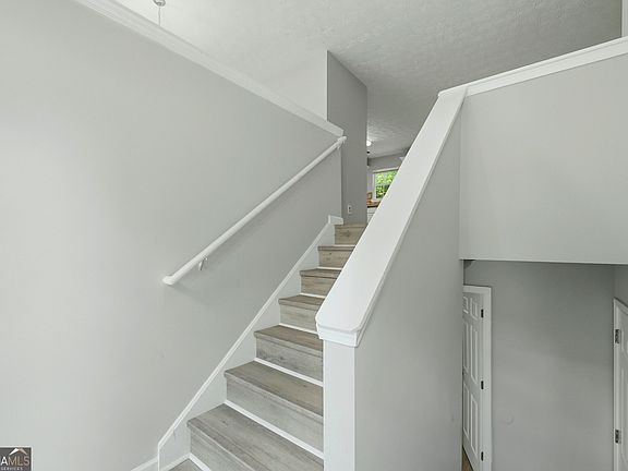 3rd image of 10879 Morning Dove Dr