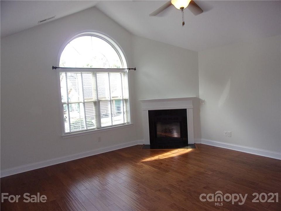 Hamburg Crossing 96 Mountain Meadow Cir Weaverville NC Zillow