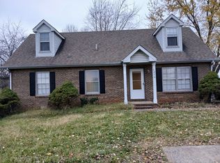 1216 Peachers Mill Rd, Clarksville, TN