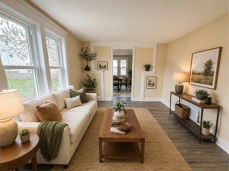 125 Edison Ave — Photo 3
