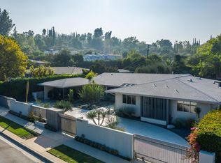 5025 Amigo Ave, Tarzana, CA 91356