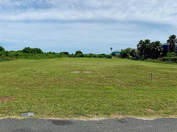 2nd image of 4240 Butterfly Ln
