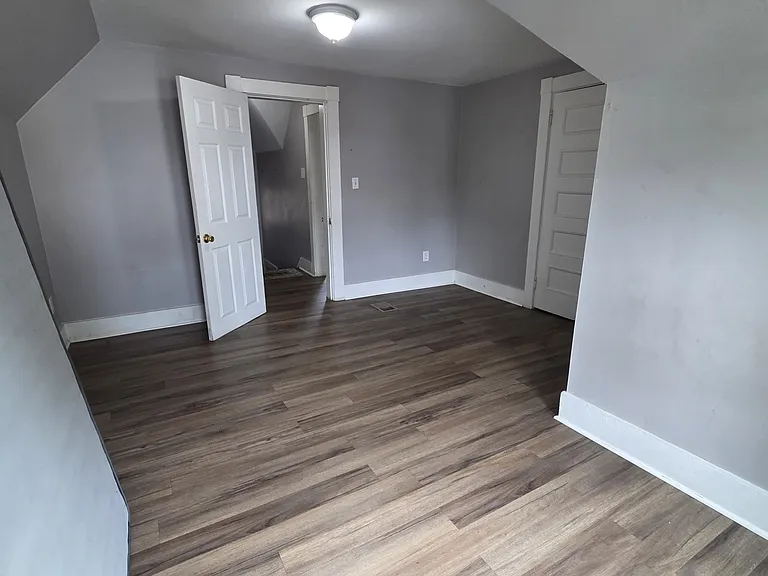 54 Church St — Photo 13