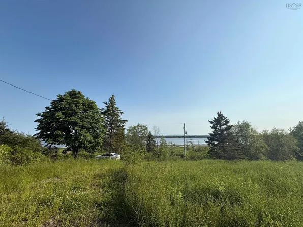 180 Island Rd, Cumberland, NS B0K 1E0