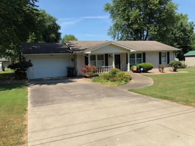 212 Country Club Ln, Madisonville, KY, 42431