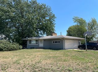 8001 Van Buren St NE, Spring Lake Park, MN 55432