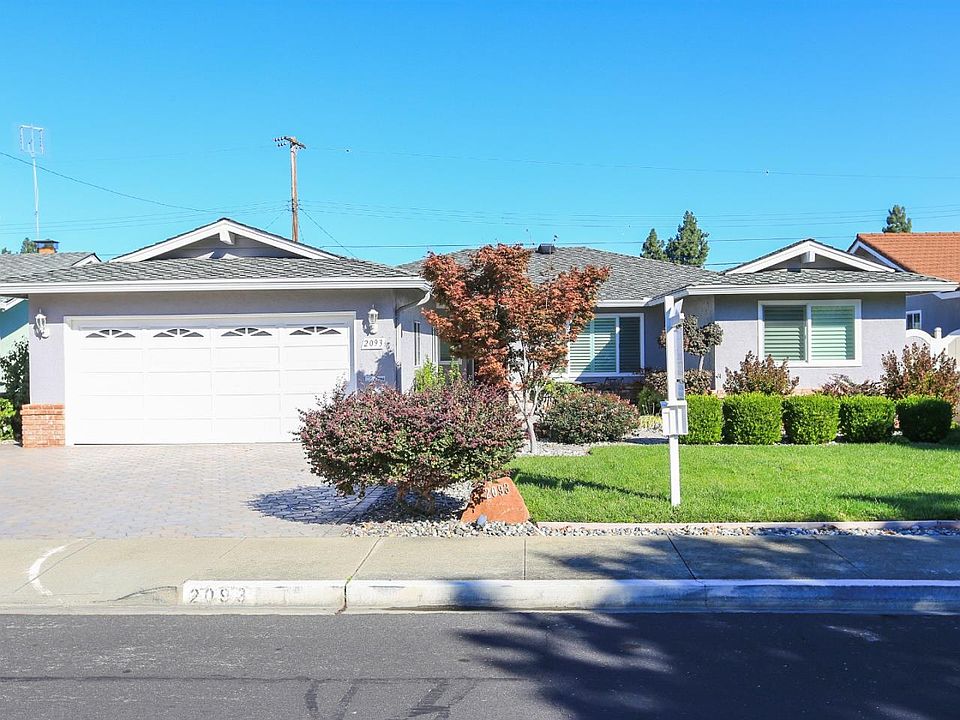 1st image of 2093 Dianne Dr