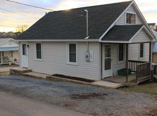182 S Central St, Broadway, VA