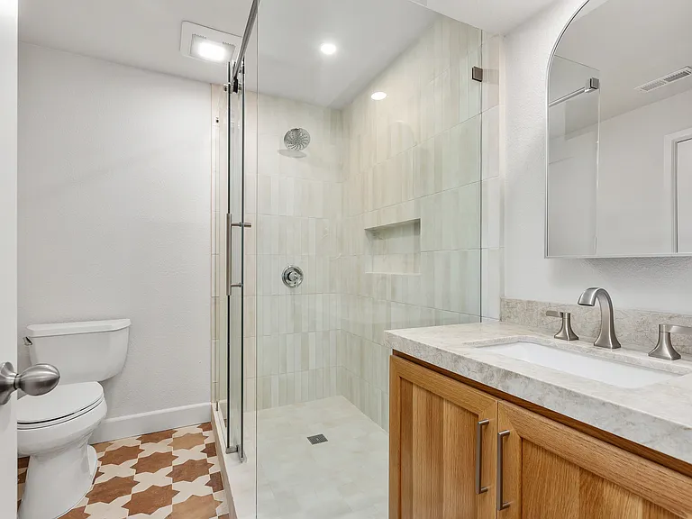 24512 Alta Vista Dr #B — Photo 11