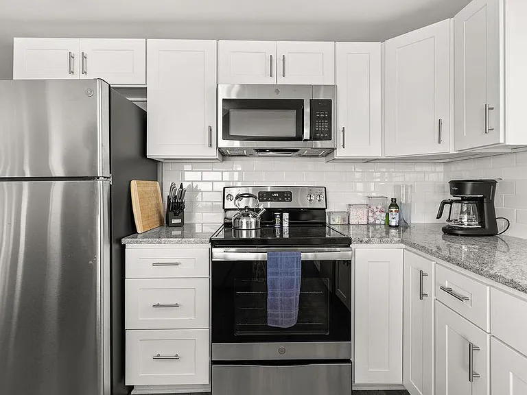 911 Ocean Blvd #8 — Photo 14
