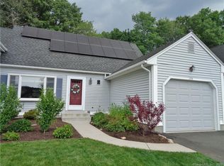 175 Deer Run Trl, Manchester, CT 06042