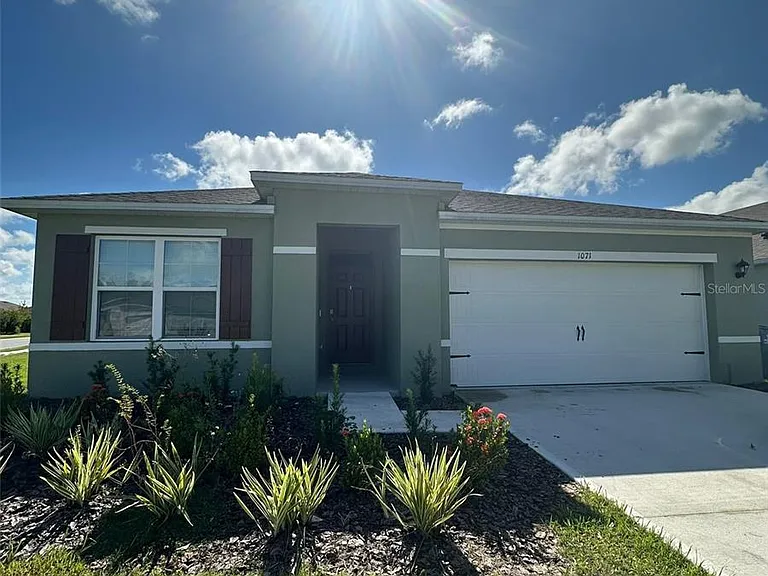 1071 Brooklet Dr — Photo 1