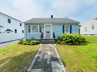 5 Holten Ave, Newport, RI 02840