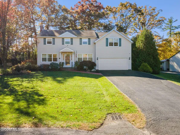 2108 E Baker Avenue, Schenectady, NY 12309
