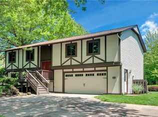 17827 Prospect Rd, Strongsville, OH 44149