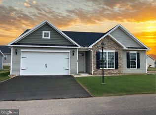 16 Partridge Ct #C55, Gettysburg, PA 17325