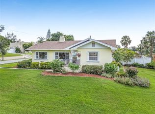 1332 Lake Ariana Blvd, Auburndale, FL 33823