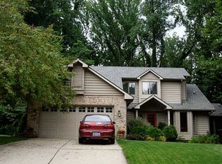 1272 Bitterwood Ct, Columbus, IN 47201