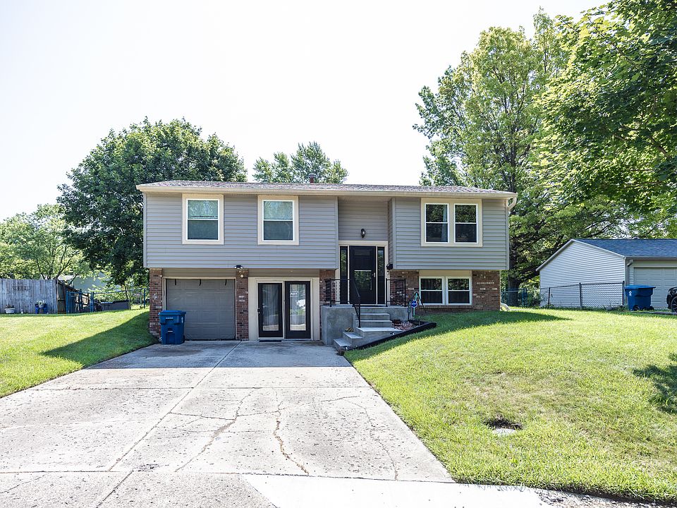 1st image of 1647 Moores Ct