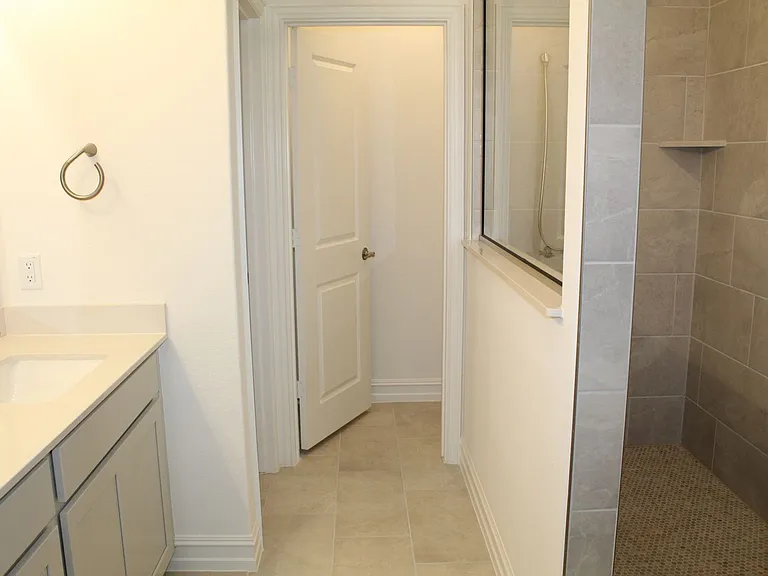 1317 Corleone Ln — Photo 13